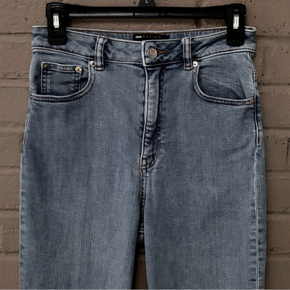 ASOS  straight leg, mom jeans 26 ( runs small) - Picture 6 of 10